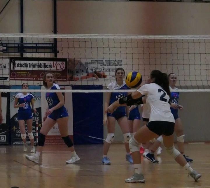 Prima divisione femminile: Castelletto si impone 3 a 0 al Palaraccagni
